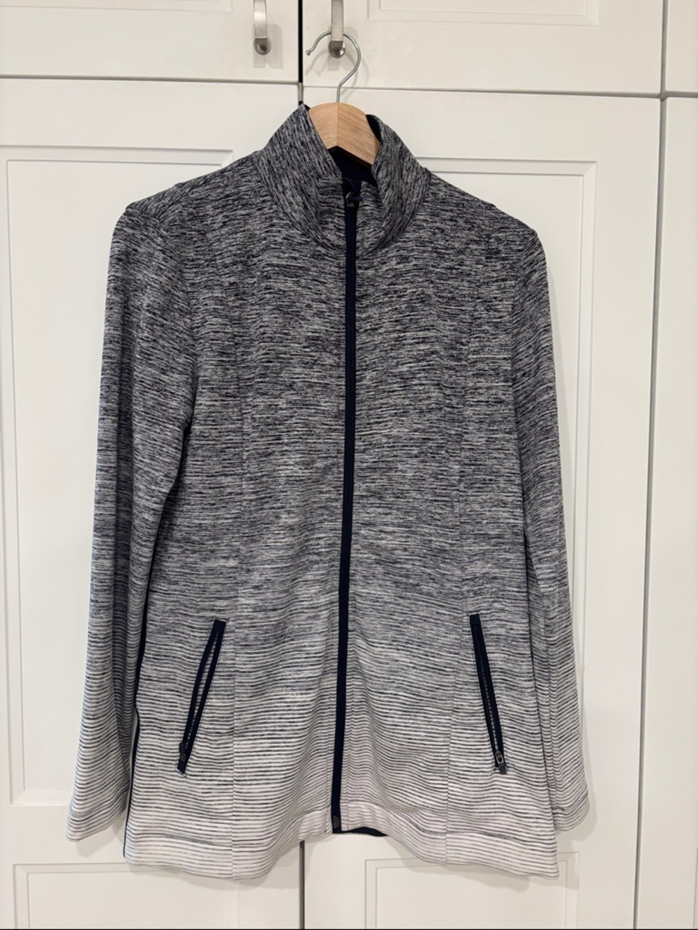Talbots Lightweight Full-Zip Jacket with Navy Trim - S